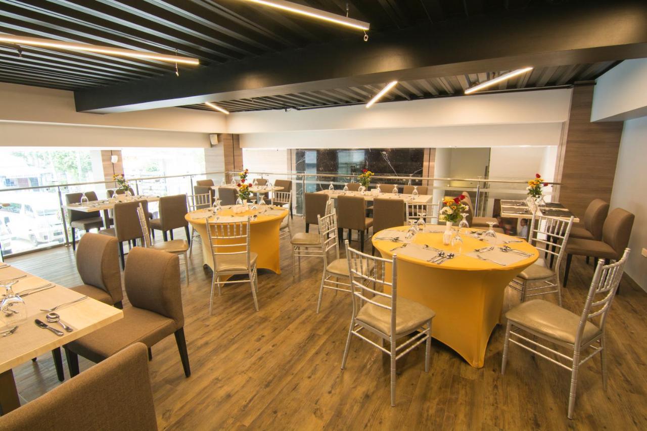 Mango Suites Cauayan Eksteriør billede