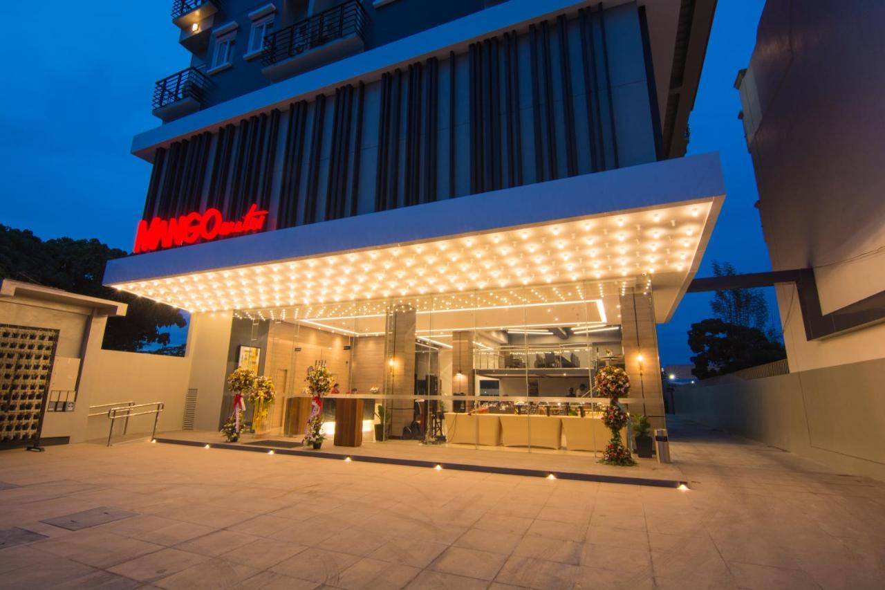 Mango Suites Cauayan Eksteriør billede