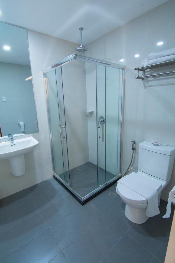 Mango Suites Cauayan Eksteriør billede