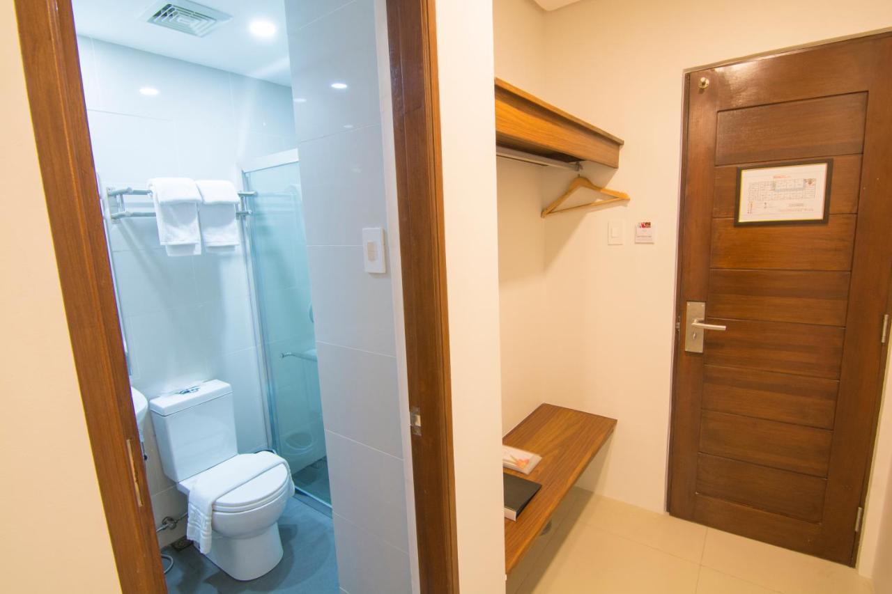 Mango Suites Cauayan Eksteriør billede